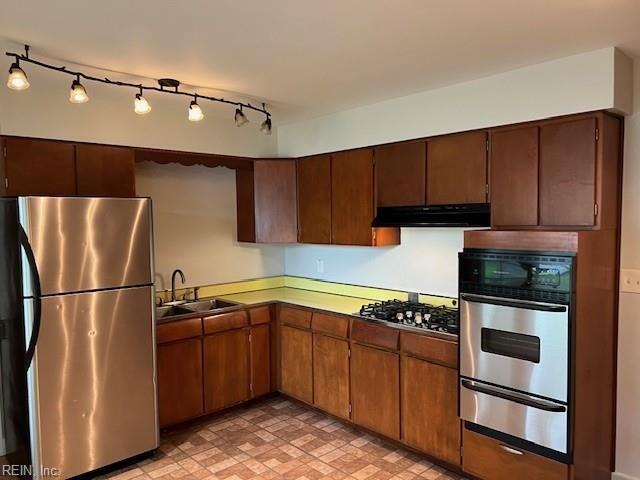 8485 Woodcock St - Photo 3 of 12