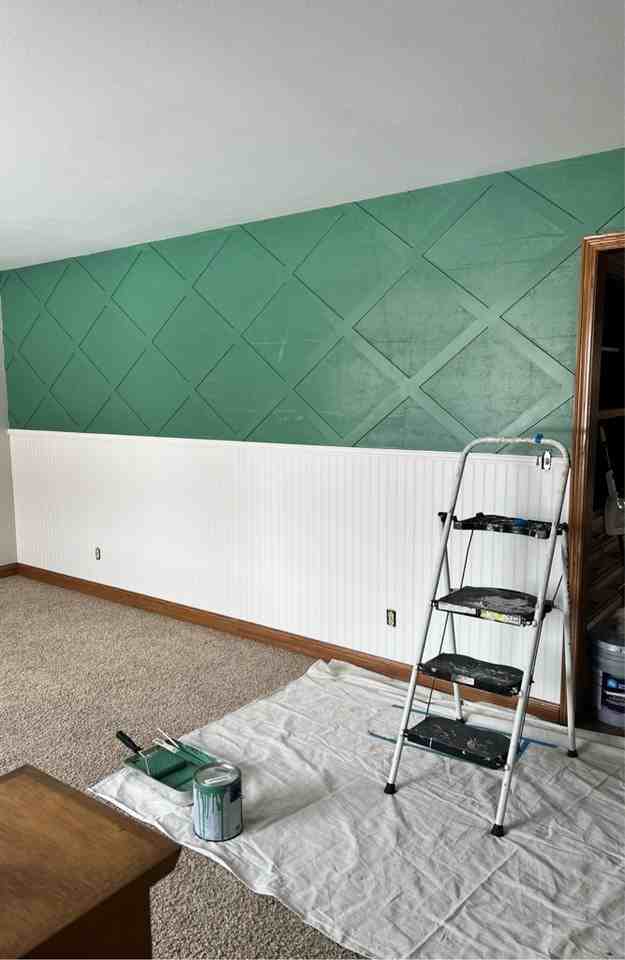 2605 W 34th St - Photo 2 of 16