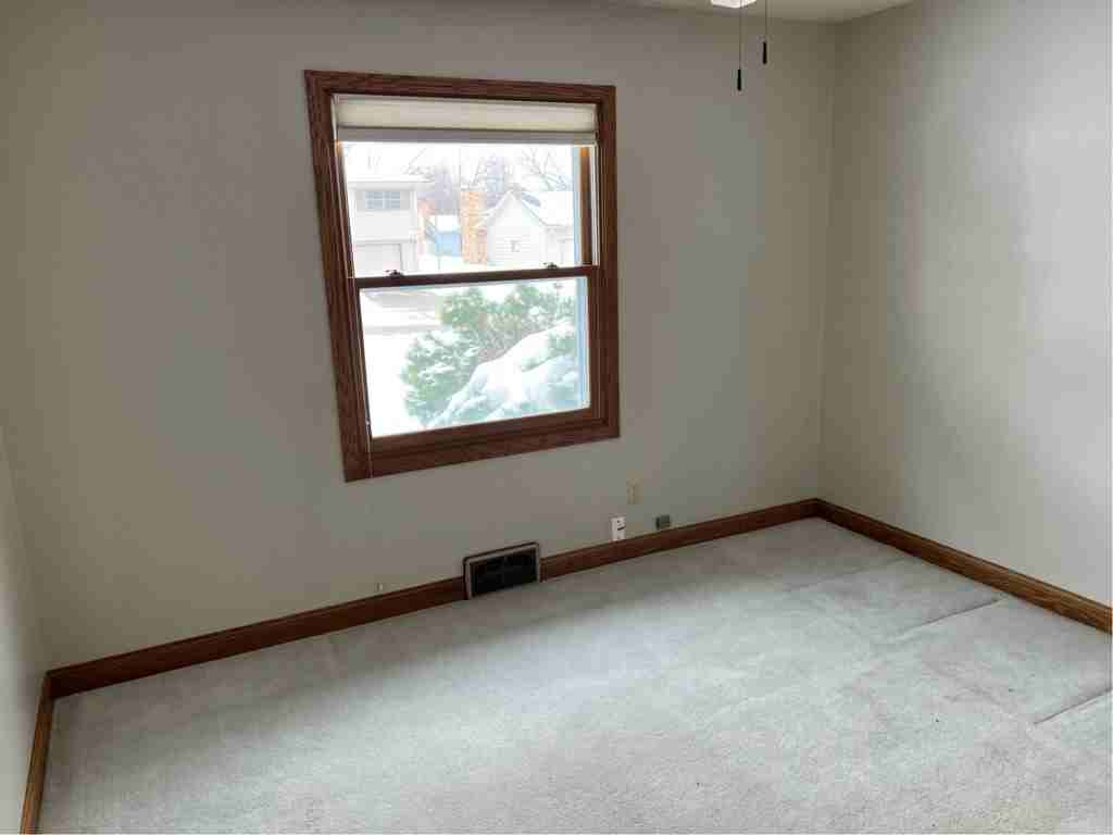 2605 W 34th St - Photo 7 of 16