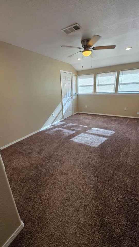 4213 Sw 15th Ave - Photo 6 of 14