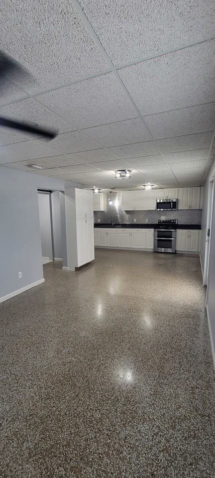 1835 42nd Ave - Photo 2 of 11