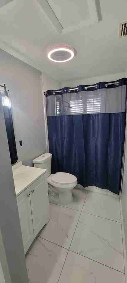 1835 42nd Ave - Photo 5 of 11