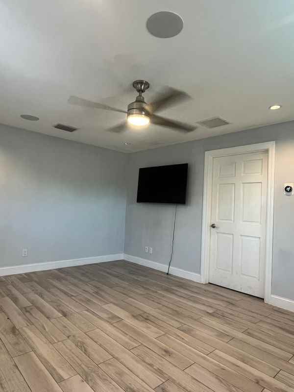 108 Arthur Ct - Photo 3 of 3