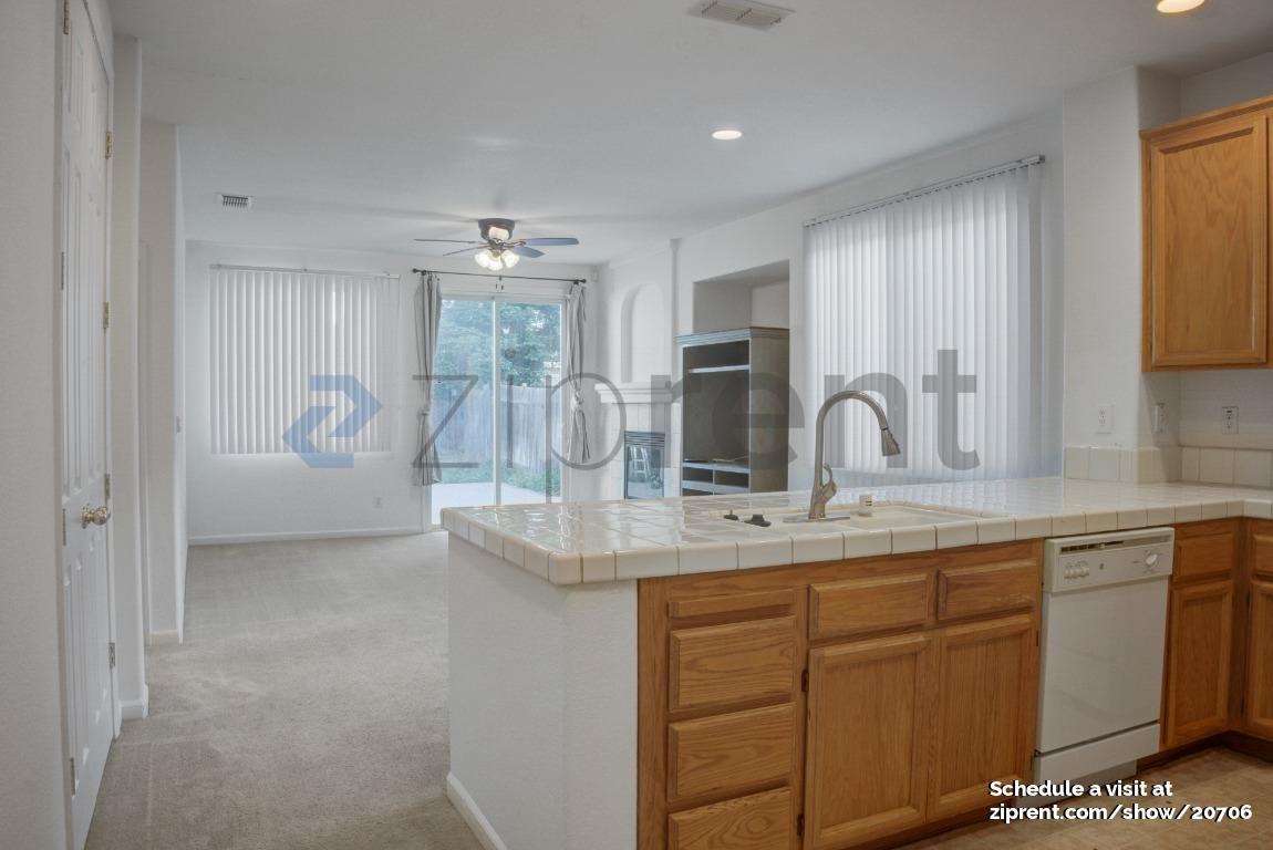 1834 Zurlo Way - Photo 7 of 25