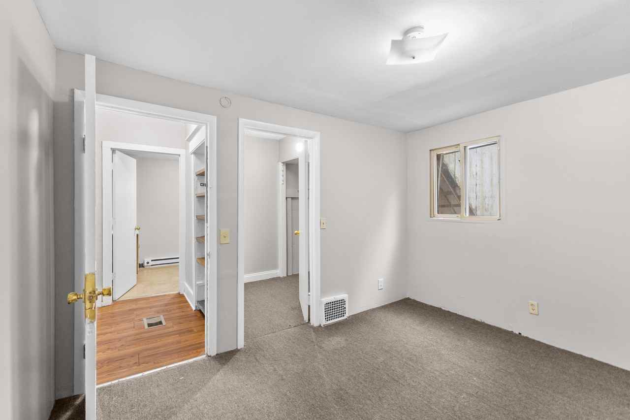 922 Dakin St #1 - Photo 5 of 23