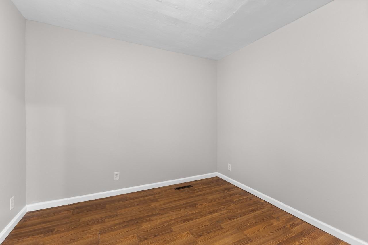 922 Dakin St #1 - Photo 3 of 23