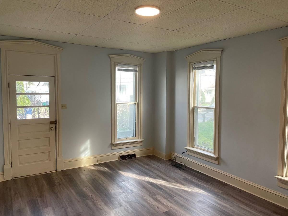 146 E Main St - Photo 3 of 10