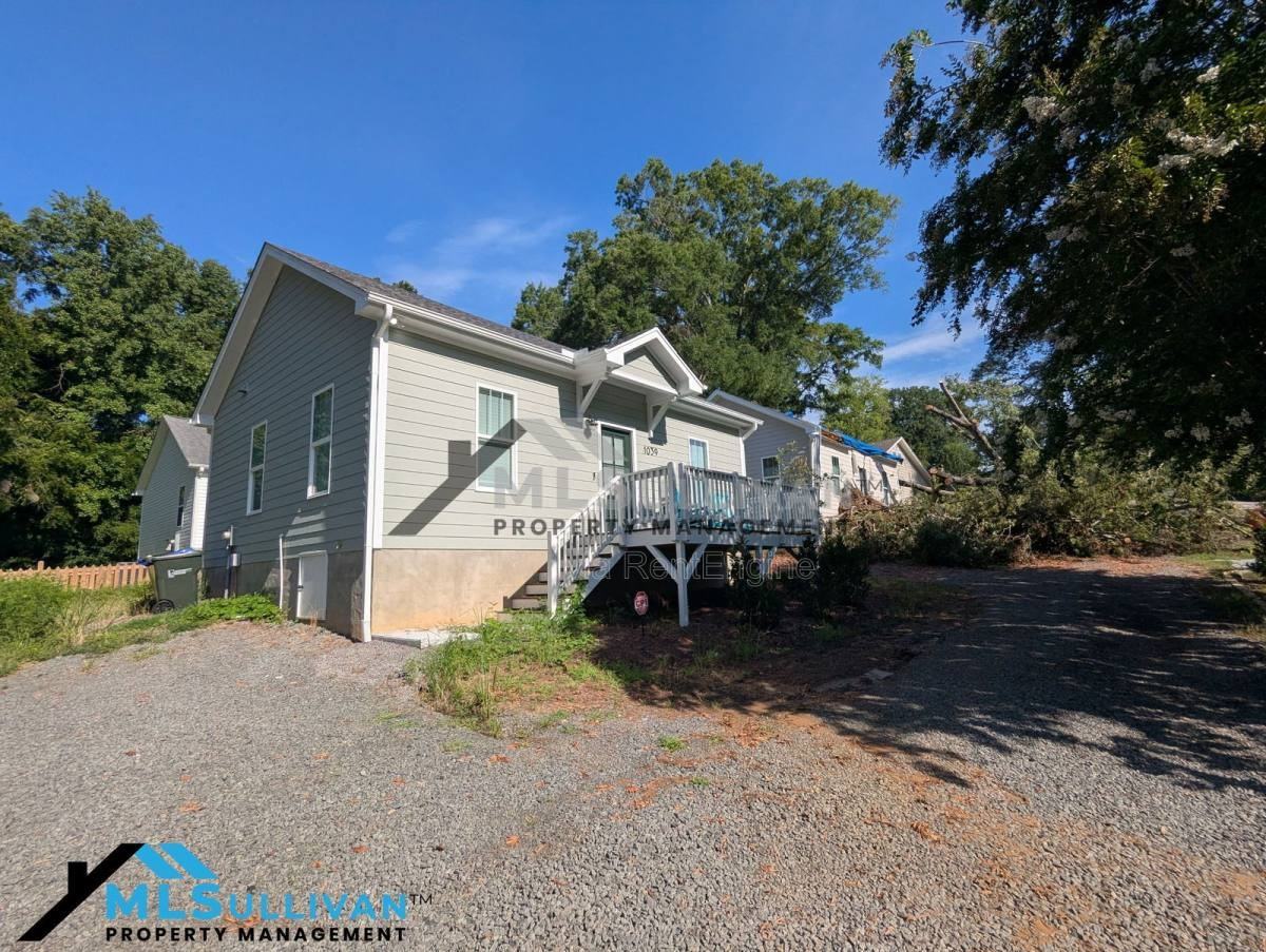 1039 W Murray Ave - Photo 2 of 10