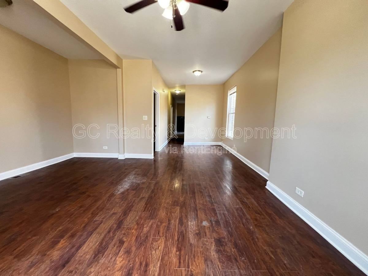 7642 S Normal Ave #1 - Photo 4 of 10