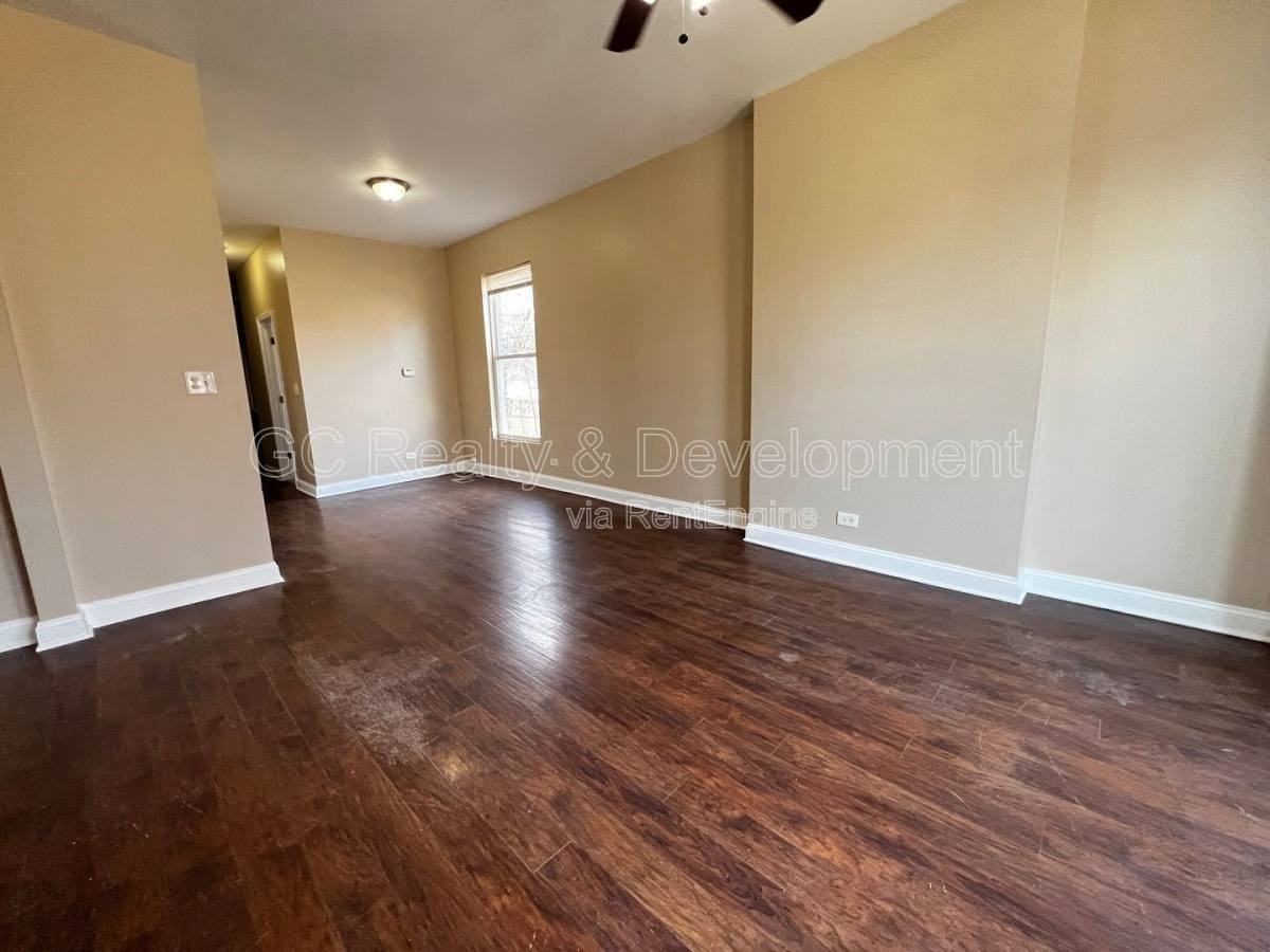 7642 S Normal Ave #1 - Photo 5 of 10