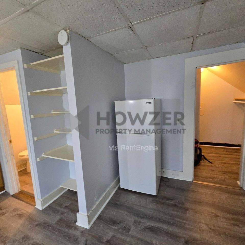 109 Green St #9 - Photo 4 of 8