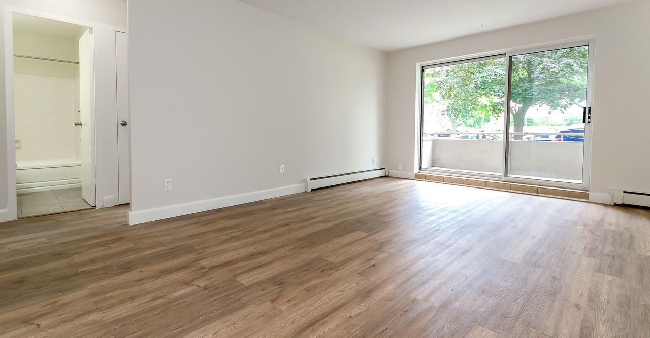 Dorchester Apartments - Photo 7 of 27