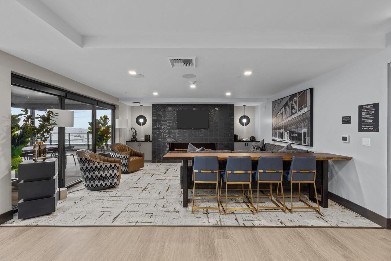 Gridline - Photo 6 of 49