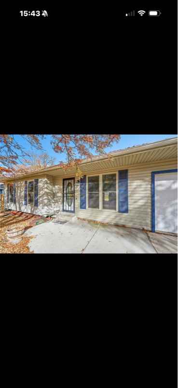 3352 S Holland Way - Photo 2 of 12