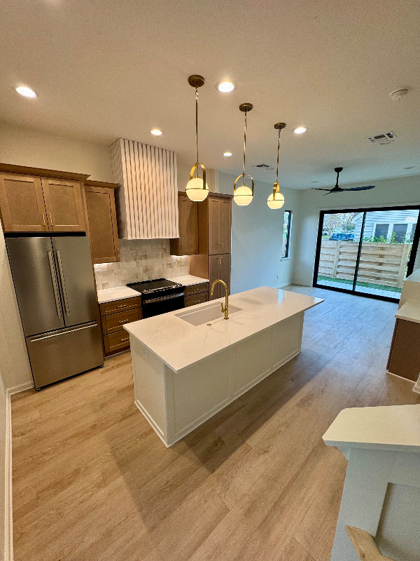 3010 N Main St #1 - Photo 3 of 20