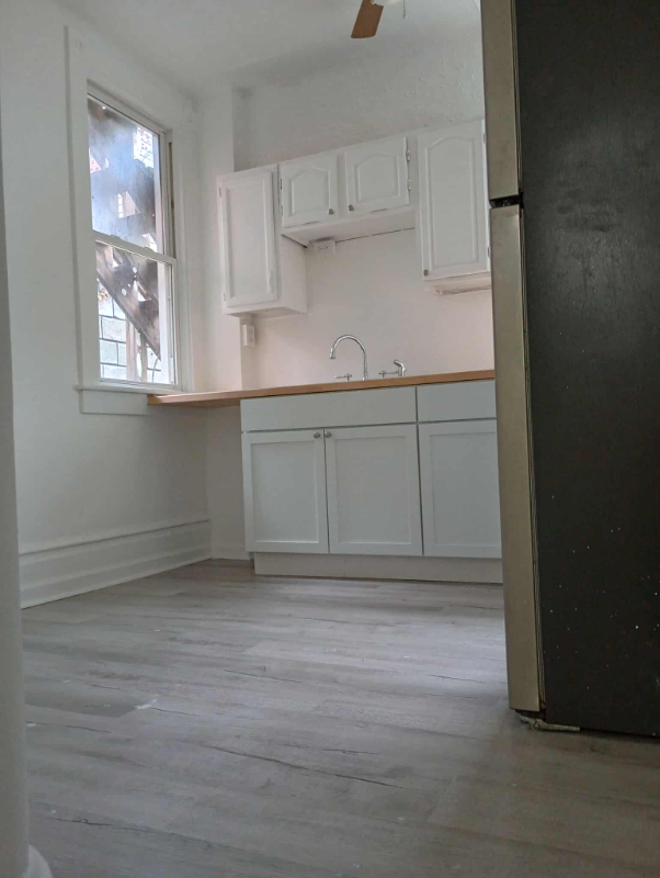 225 Charles St #A - Photo 5 of 7