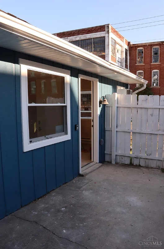 680 Williams Ave #A - Photo 2 of 8