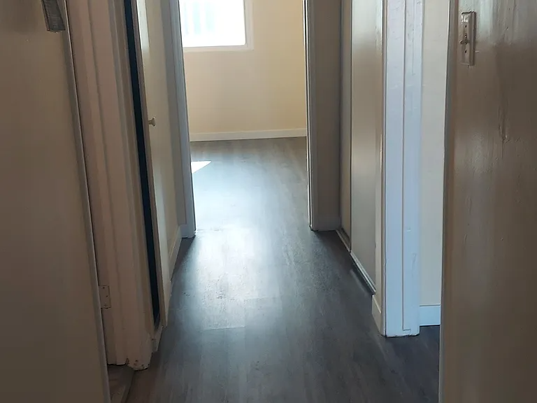 10214 Woodworth Ave #6 - Photo 4 of 8