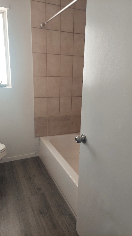 10214 Woodworth Ave #6 - Photo 6 of 8