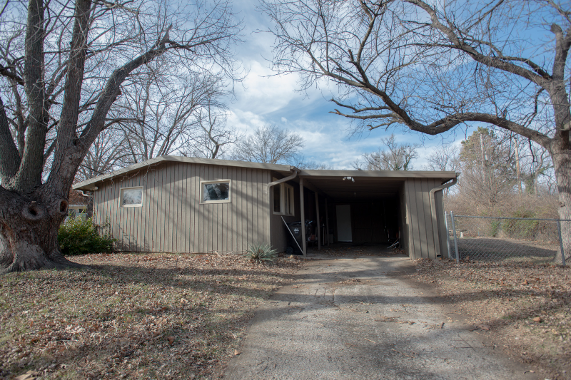 1500 Sw Clontarf St - Photo 4 of 14