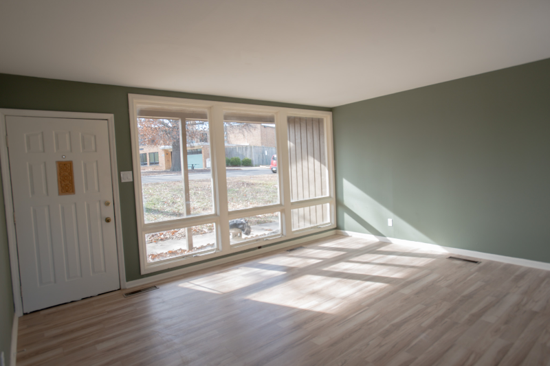 1500 Sw Clontarf St - Photo 7 of 14