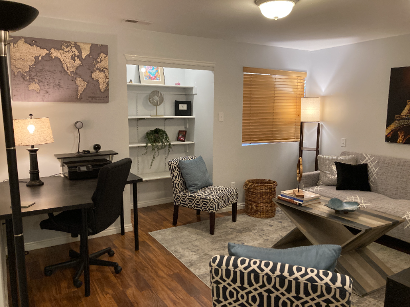 5088 S Central Park Dr - Photo 3 of 16