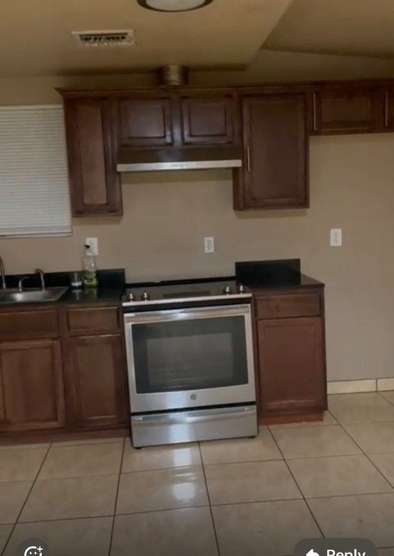 2308 E Garfield St #2308 - Photo 6 of 9