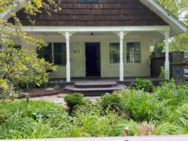 featured image of 116 W College St