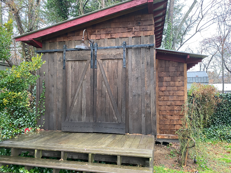 116 W College St - Photo 3 of 6