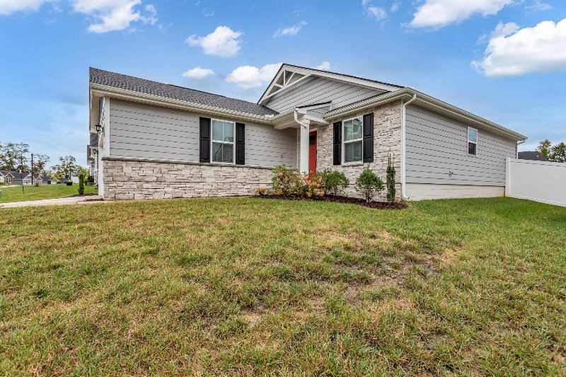 767 Cottage Dr - Photo 2 of 19