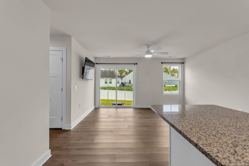 767 Cottage Dr - Photo 4 of 19