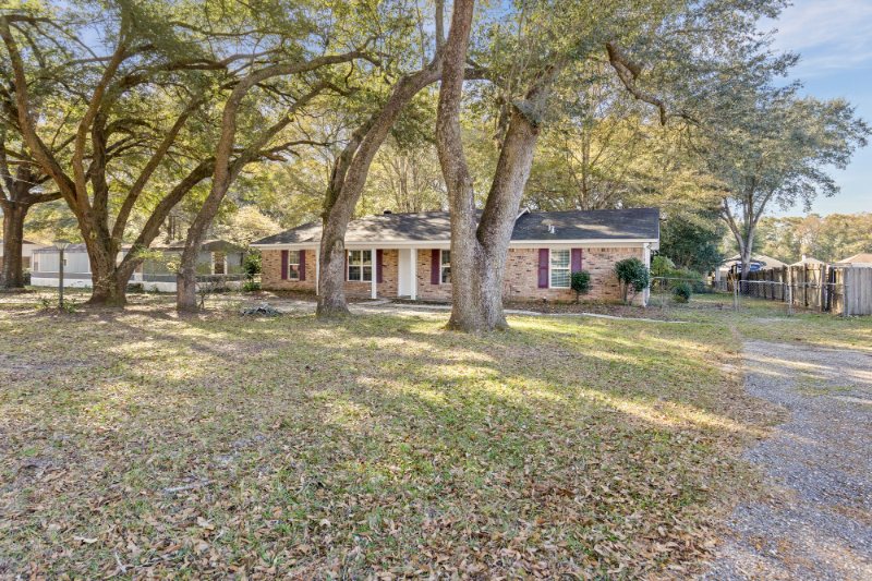 3281 Woodard Dr - Photo 2 of 19