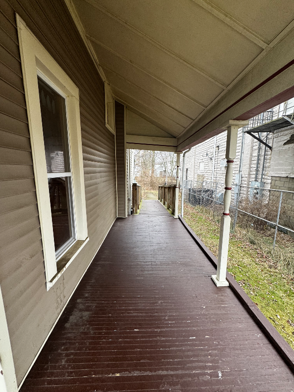 311 1/2 S Main St - Photo 2 of 18