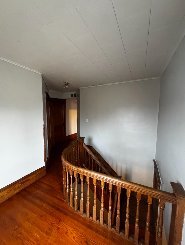 311 1/2 S Main St - Photo 6 of 18