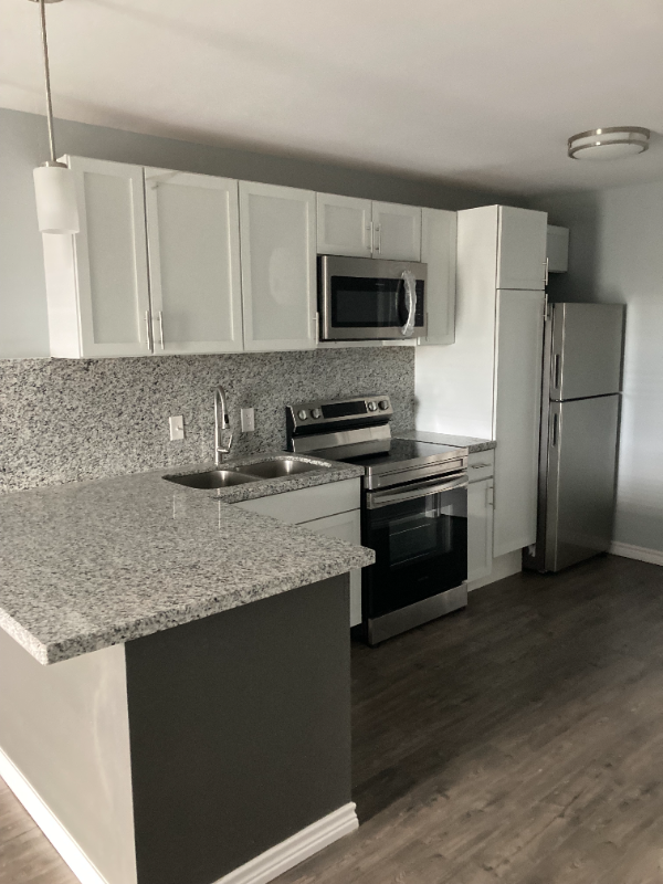 2109 Kerria Ave #4 - Photo 3 of 13