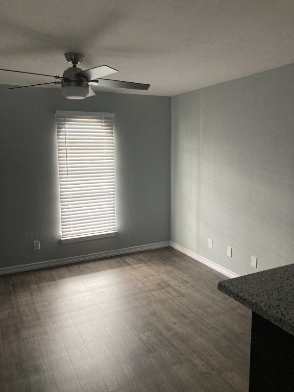 2109 Kerria Ave #4 - Photo 4 of 13