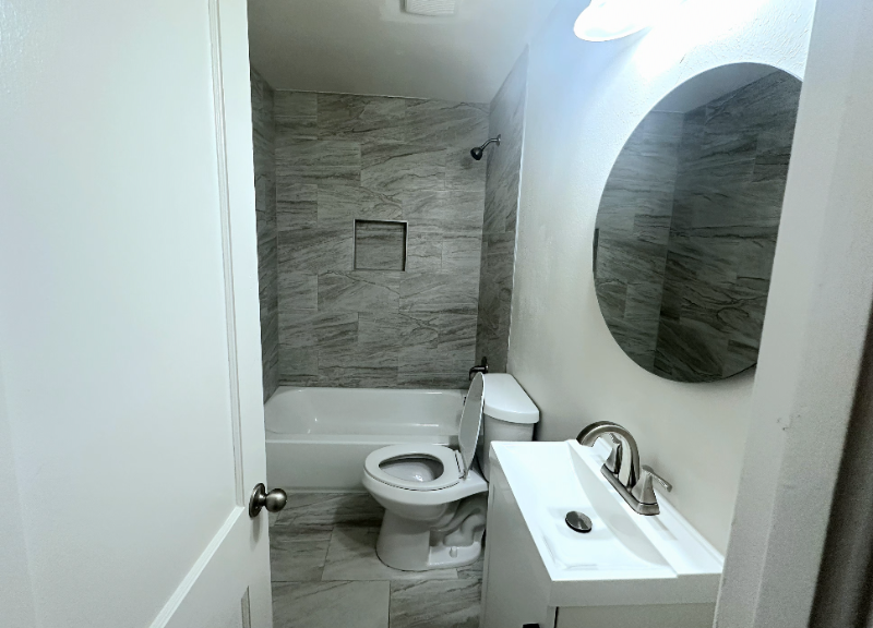 8241 Norvell Dr - Photo 7 of 14