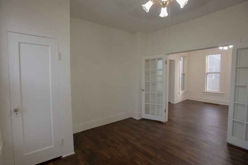 1185 Sw Macvicar Ave - Photo 7 of 20