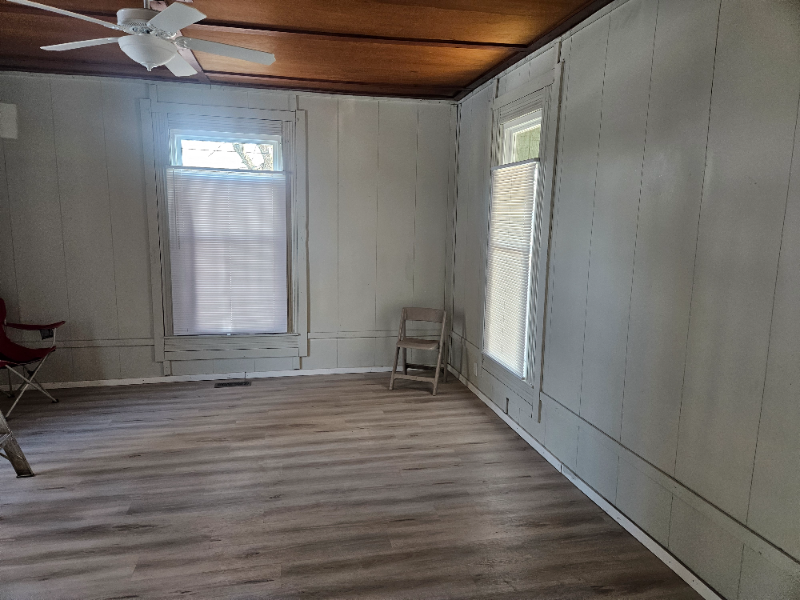 1621 Indiana Ave - Photo 2 of 11