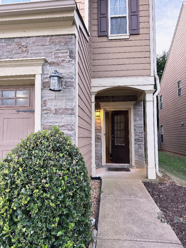 3567 Archgate Ct - Photo 2 of 12