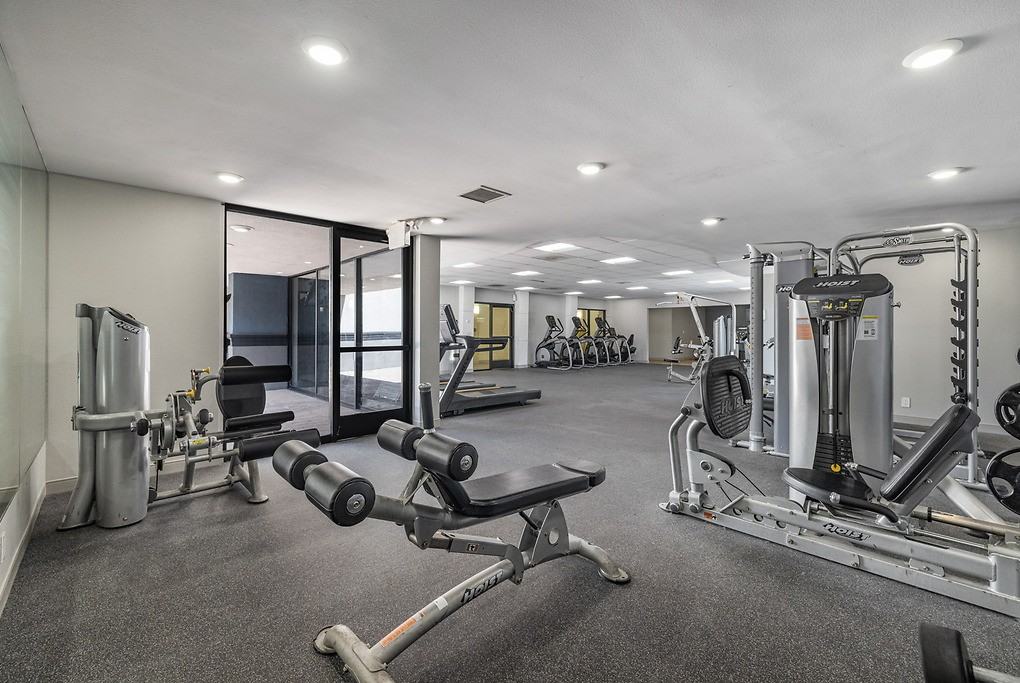 Avondale at Warner Center - Photo 2 of 50