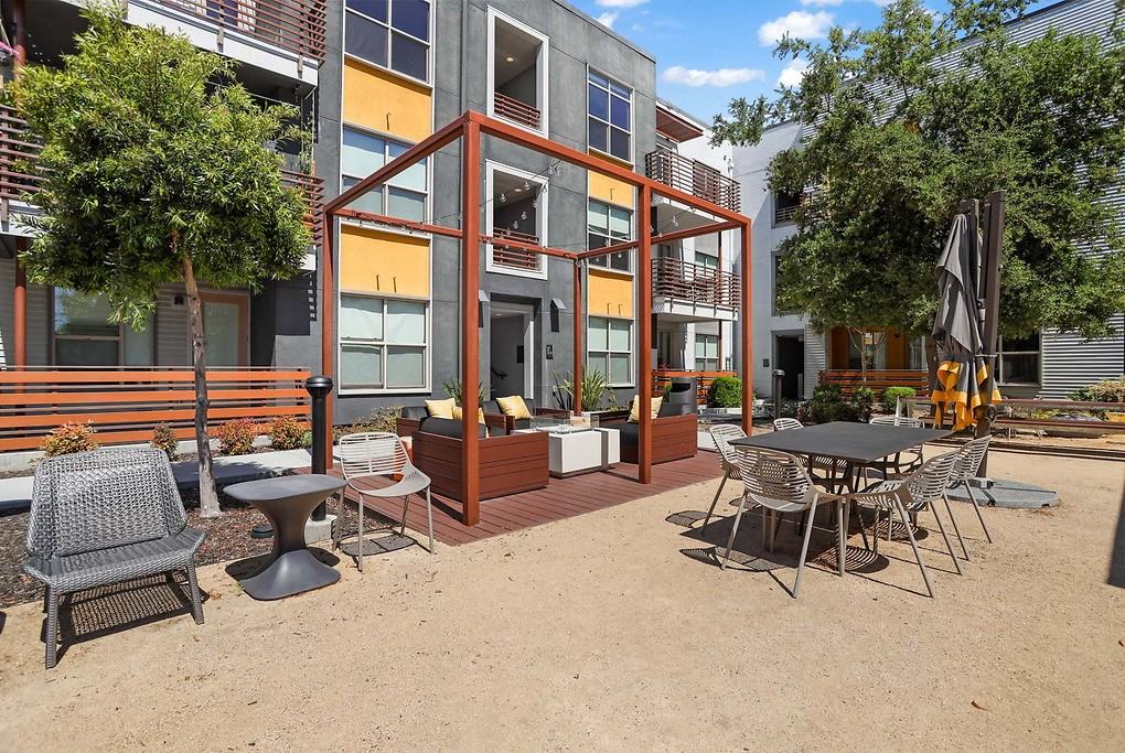 ROEN Menlo Park - Photo 7 of 50