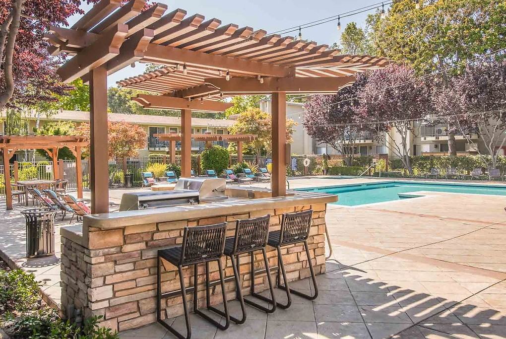 The Montclaire - Photo 4 of 48