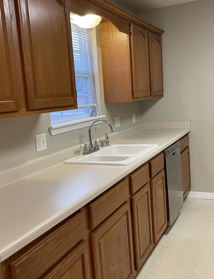 1975 Montclair Ave #NA - Photo 5 of 16