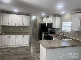 featured image of 1010 Thorncroft Rd #2