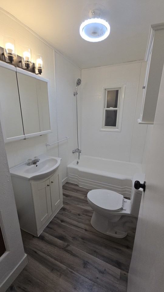 201 S Mcleansboro St #NA - Photo 6 of 10