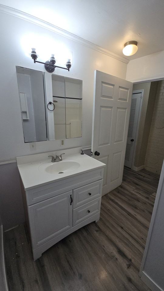 201 S Mcleansboro St #NA - Photo 7 of 10