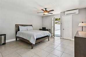 3909 N Clearfield Ave #2 - Photo 6 of 10