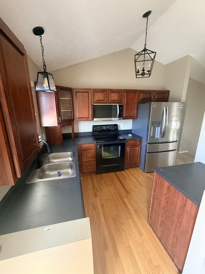 7820 S 159th St #NA - Photo 3 of 5