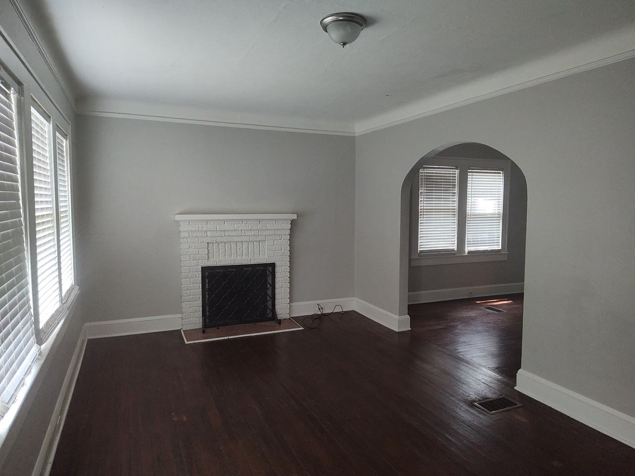 405 W 18th St #NA - Photo 2 of 18